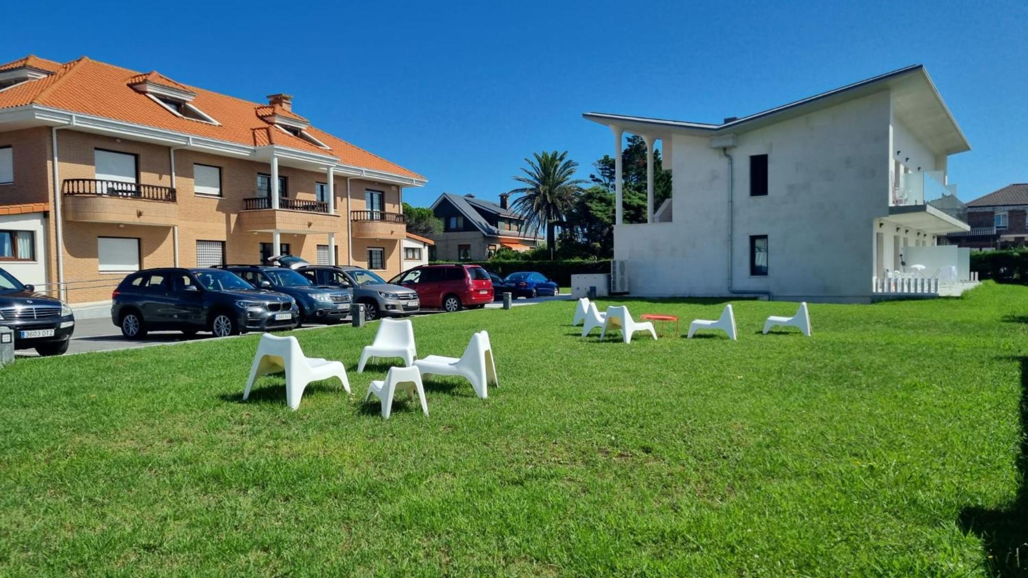 Apartamentos La Canal Soto de la Marina Eksteriør billede