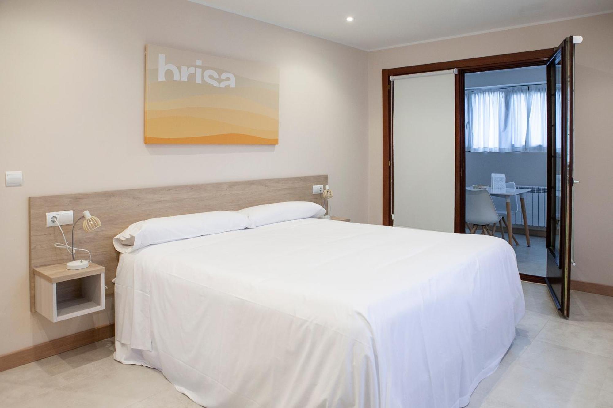 Apartamentos La Canal Soto de la Marina Eksteriør billede