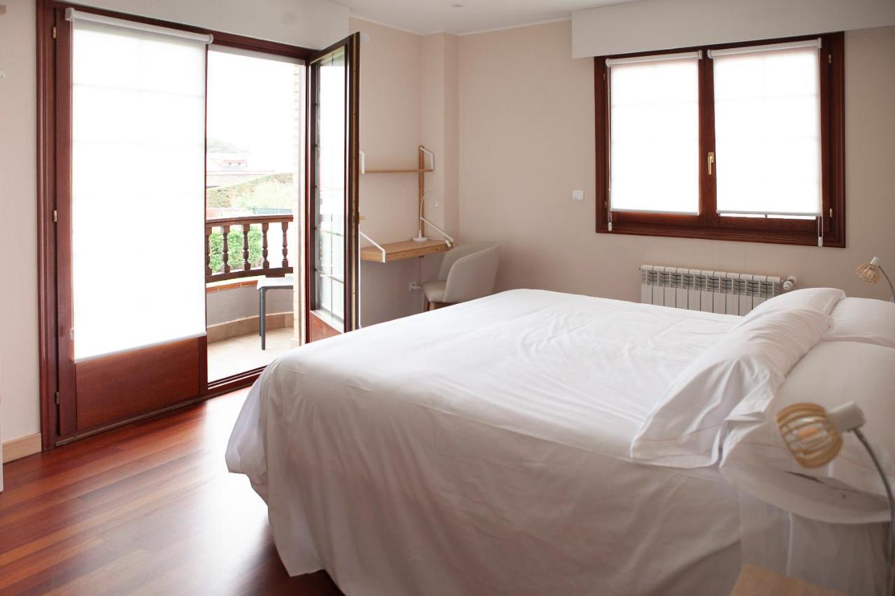 Apartamentos La Canal Soto de la Marina Eksteriør billede